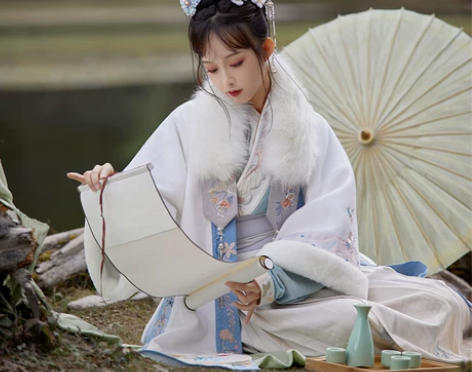 七月夕 风眠 宋制加绒呢子对襟绣花褙子汉服...