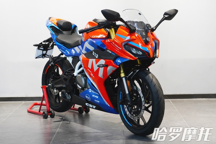 出春风250sr原厂坐垫
