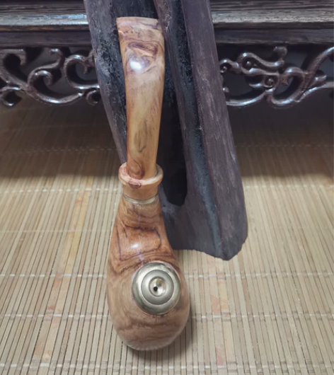 海南黄花梨烟斗，花色漂亮，把玩精品。 感兴...