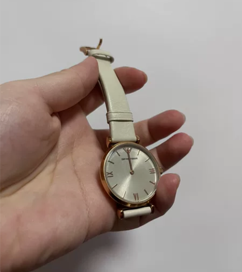 阿玛尼手表 皮带 米色 正品   无原装包装