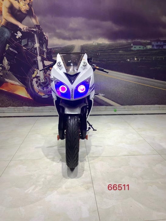 北极光250到货，最高配置改装爆闪恶魔眼，...