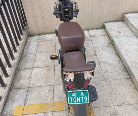 转让哈啰电动车 自提 半年前线上购买价2...