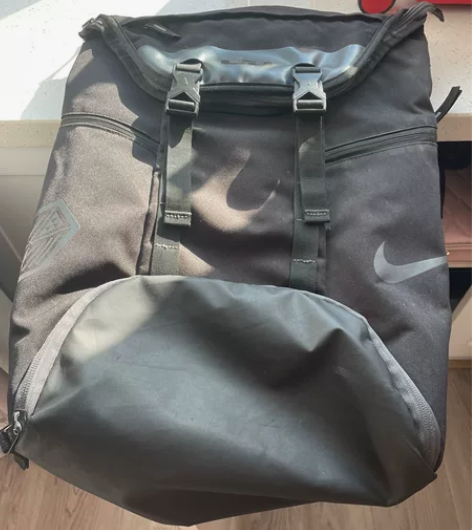 詹姆斯篮球背包 大容量 底部独立篮球包，内...