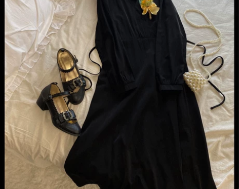 你别睡 日单 春季优雅日系风格交叉领简单黑...