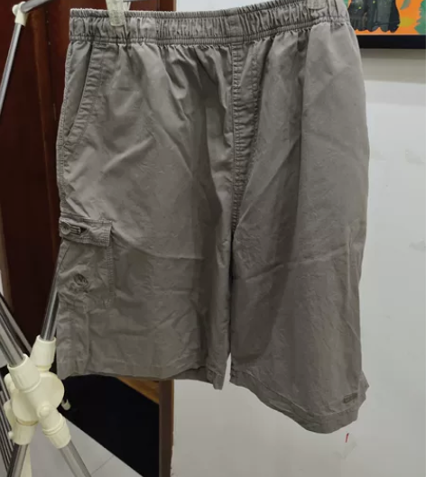 八成新男士短裤 全棉 卡其色休闲腰围2.6...