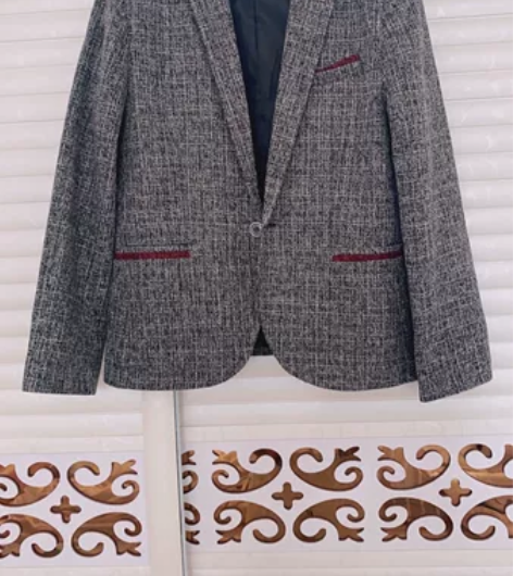 全新出男士西服外套，XL码（偏小一码），闲...