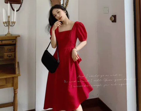 ?南瓜谷红与黑裙~黑色连衣裙女夏泡泡袖法式...