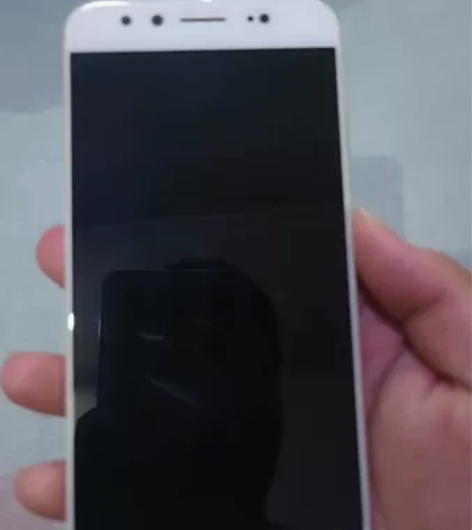 vivo x9l 4+64智能手机 整机外...