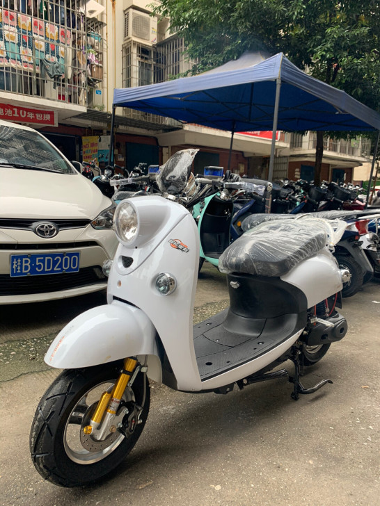 定制梦工厂72双碟龟车