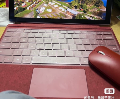 微软surface7二合一笔记本 前面上大...