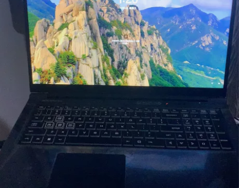 机械革命旷世E 3070 i7 12700...