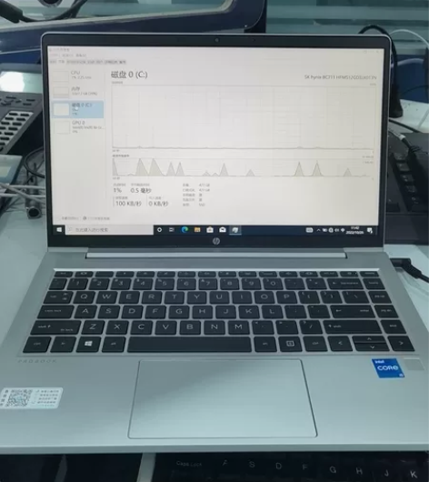 全新HP 440G8笔记本电脑，14寸，轻...