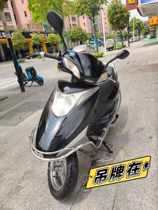 国产重力牌摩托车，两年车，二千二包过户，在...