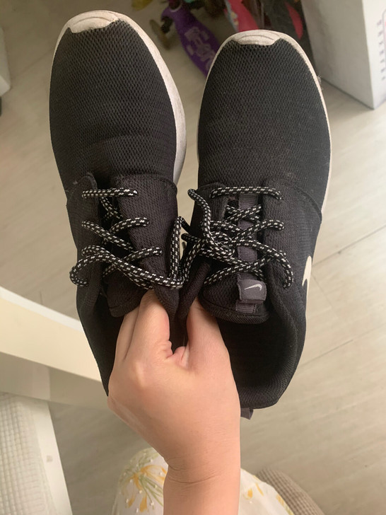 nike运动鞋，穿了没几次就闲置了，37....