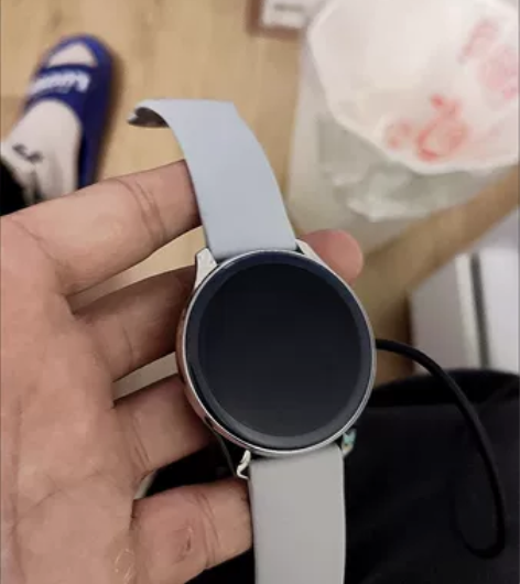 一加手表，9成新，买来送给老公的，他不太喜...