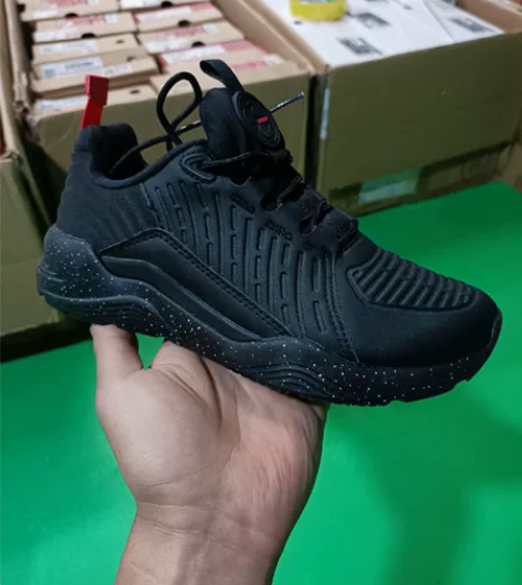 特步36码全新正品秋季男女合成革皮面运动鞋...