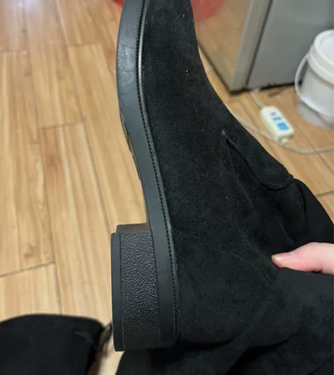 骆驼长靴，去年买的，一次没穿出去过，鞋帮和...