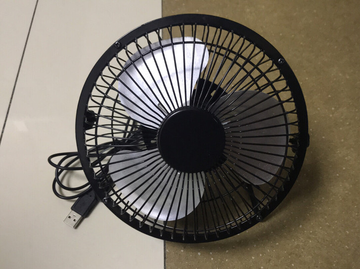 6寸迷你usb铁艺风扇