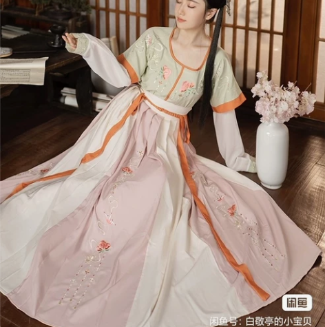 茗月萱汉服唐制坦领齐腰破裙原创正品遇见琉璃...