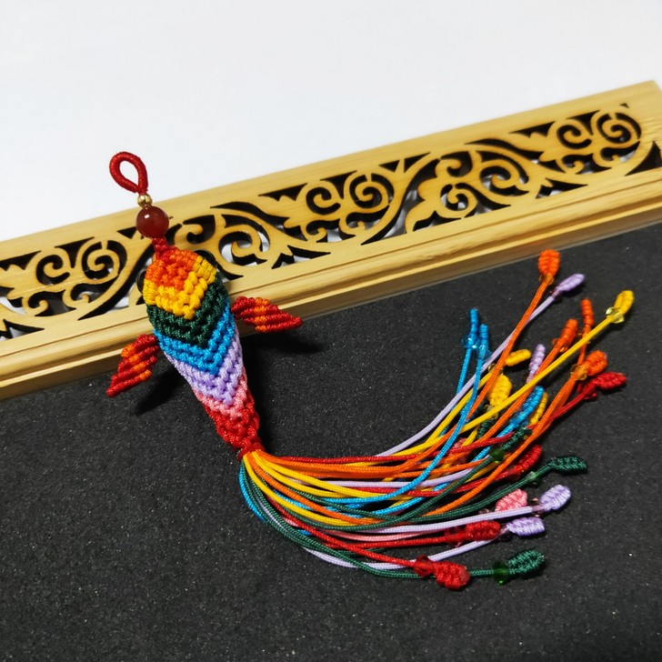 手工编织金鱼吉祥物车钥匙扣挂件 中国结锦鲤...