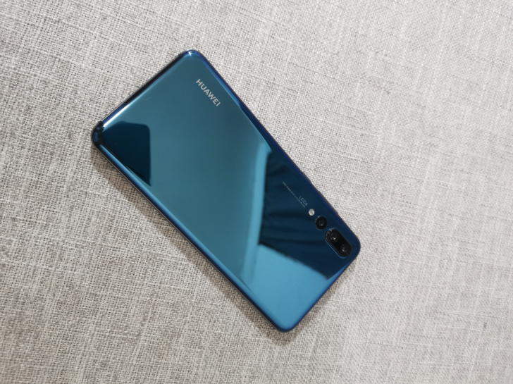 华为p20pro，功能全好。6+128手机...