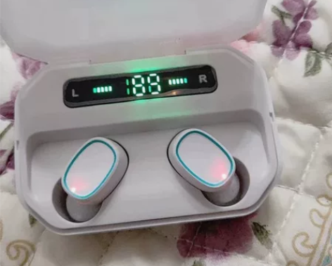 【闲置转让千元音效耳机】无线蓝牙耳机双耳入...