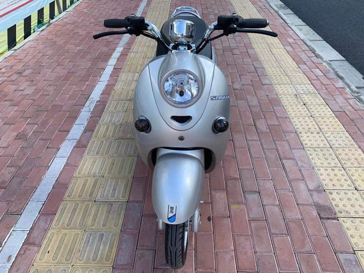新日品牌二手电动车,龟车,南宁小绿牌,证件...