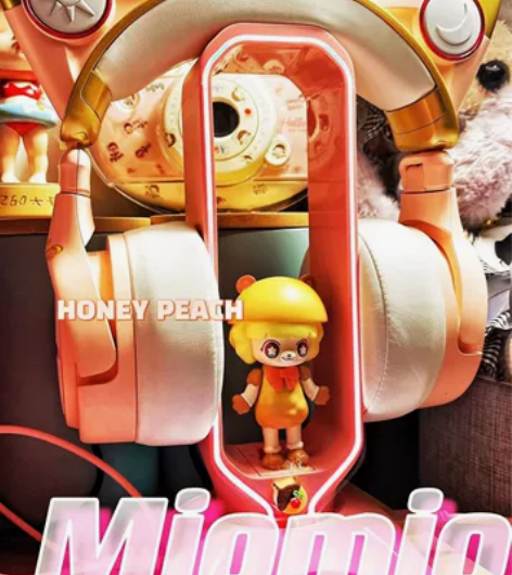 妖舞耳机 魔法小樱 全新仅拆封 感兴趣的话...