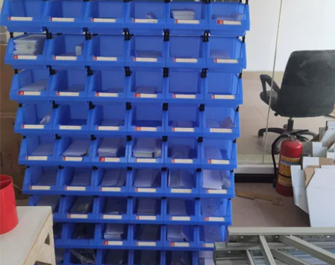 塑料盒子，组装配件格子，可拆卸，便宜出，可...