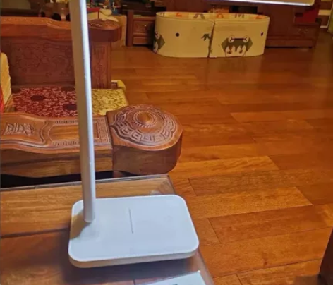 led护眼台灯学习灯宿舍卧室床头灯充电折叠...