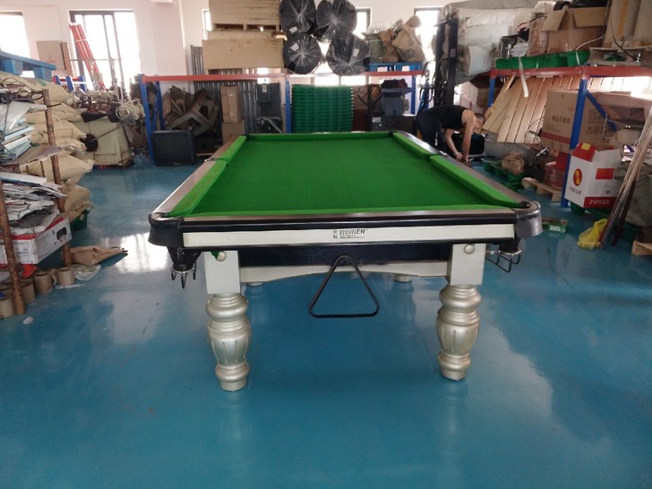 出售中式黑8台球桌