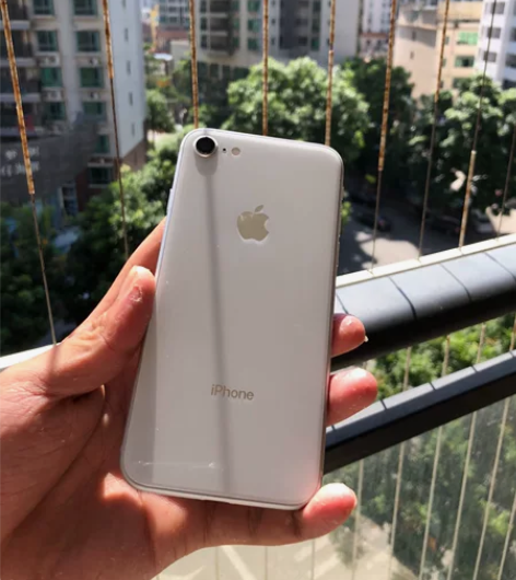 iPhone 8 小8白色64G/256G...
