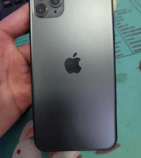 出一台自用国行苹果11promax 256...