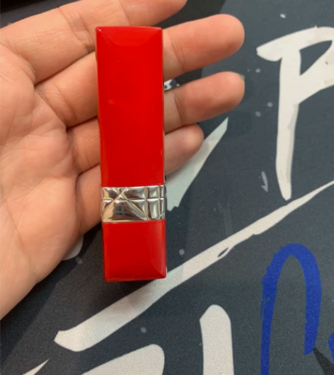 迪奥口红999，日上免税店买的，正品，余量...