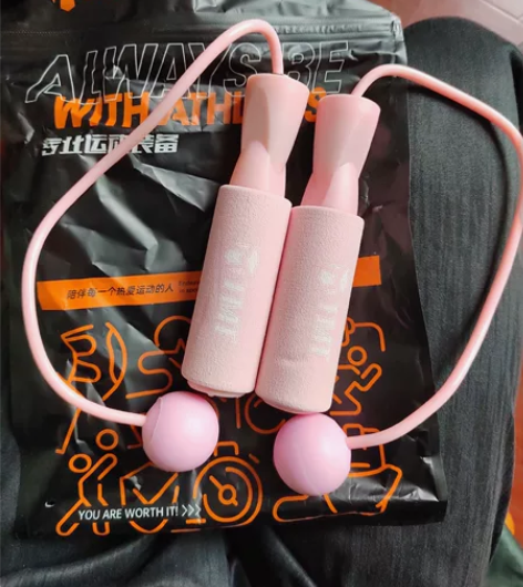 跳绳 全新 感兴趣的话点“我想要”和我私聊...