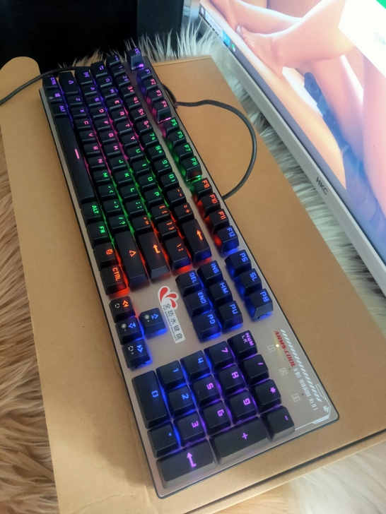 包邮全国！品牌:火酷  纯机械键盘，按键清...