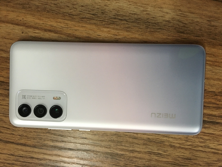 出自用魅族18 8+128,购买使...