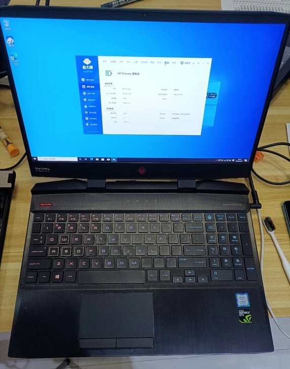 77.9万跑分 144Hz电竞屏 暗影精灵...