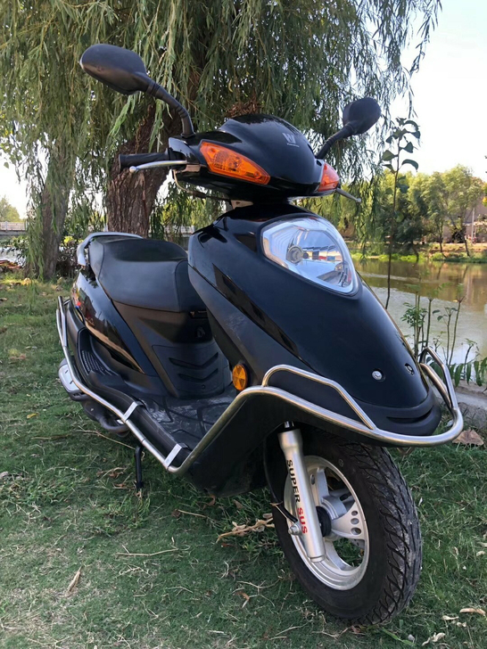 豪爵宇钻125cc 国四排放，二手摩托车精...