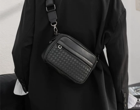 新款青年编制单肩包男士时尚韩版编织包斜跨包...