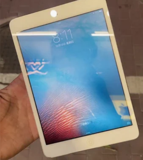 iPad Mini 16G 朋友们叫我线上...