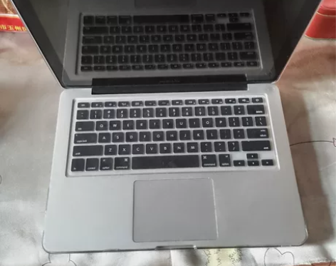 出售个人苹果笔记本MD102，配置8G内存...