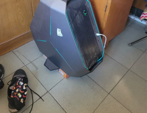 外星人美版A51 r2 大三角，用了好几年...