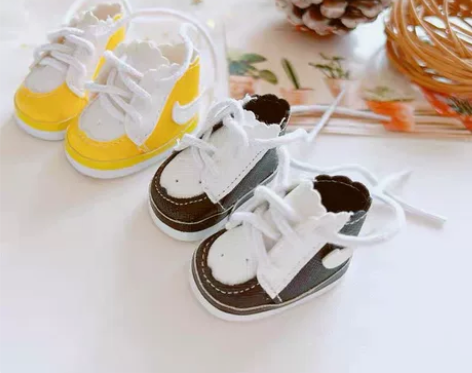 现货布娃娃玩偶20cm玩偶鞋子休闲鞋，棉花...