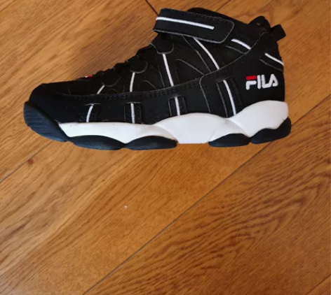 全新斐乐儿童运动鞋,内长18.5韩国代购正...