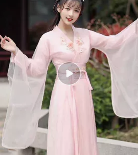 忆纱曼舞旗舰店的，粉色很仙气，m码的，穿过...