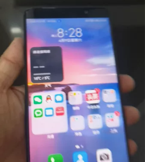 同事的一手华为mate 9,2017年过年...