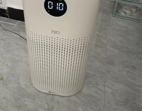 华为智选720空气净化器，买回来大概用来半...