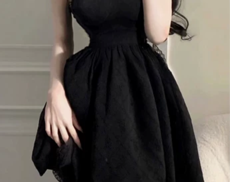 法式抹胸吊带连衣裙女夏季2022新款设计感...