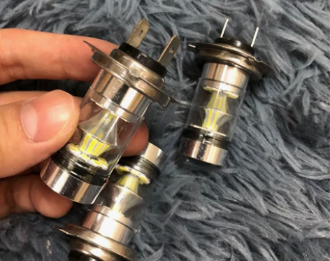 摩托车大灯LED灯泡内置远近光超亮100W...